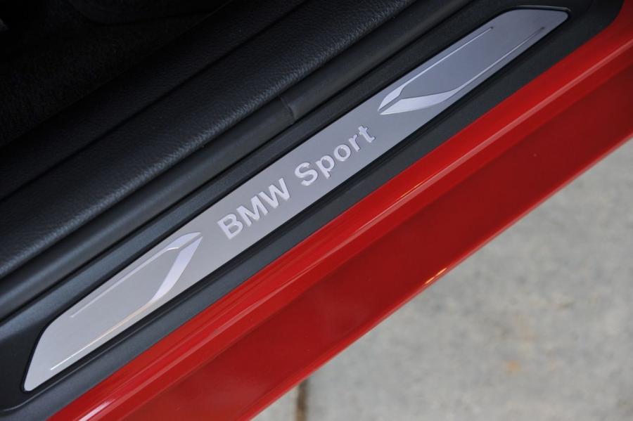  BMW 3-Series 2012 года  (фото 16 из 191)